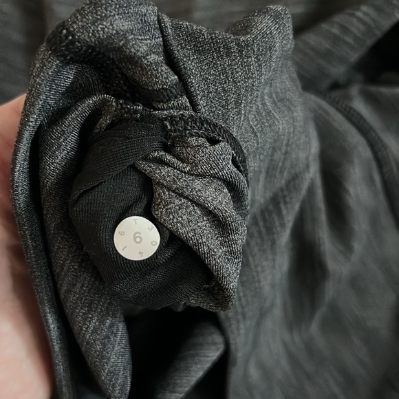 Lululemon Wunder Under Crop Leggings - Picture 9 of 9